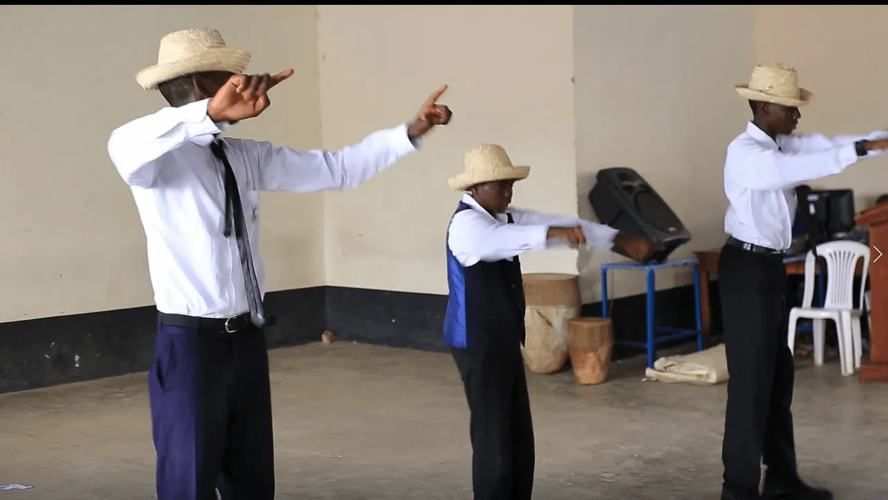 kakubi house traditional dance